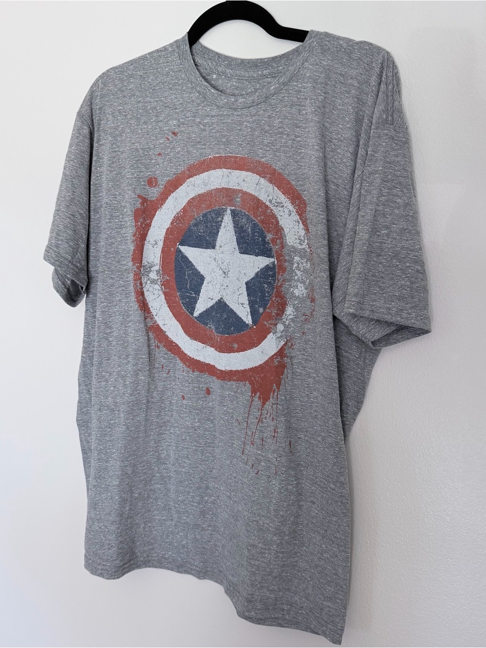 Gray Marvel Graphic Tee - Men's Casual Shirt